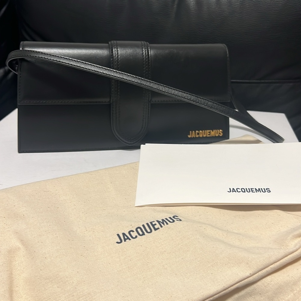 JACQUEMUES BAG! Worn twice! AMAZING - Picture 3 of 6